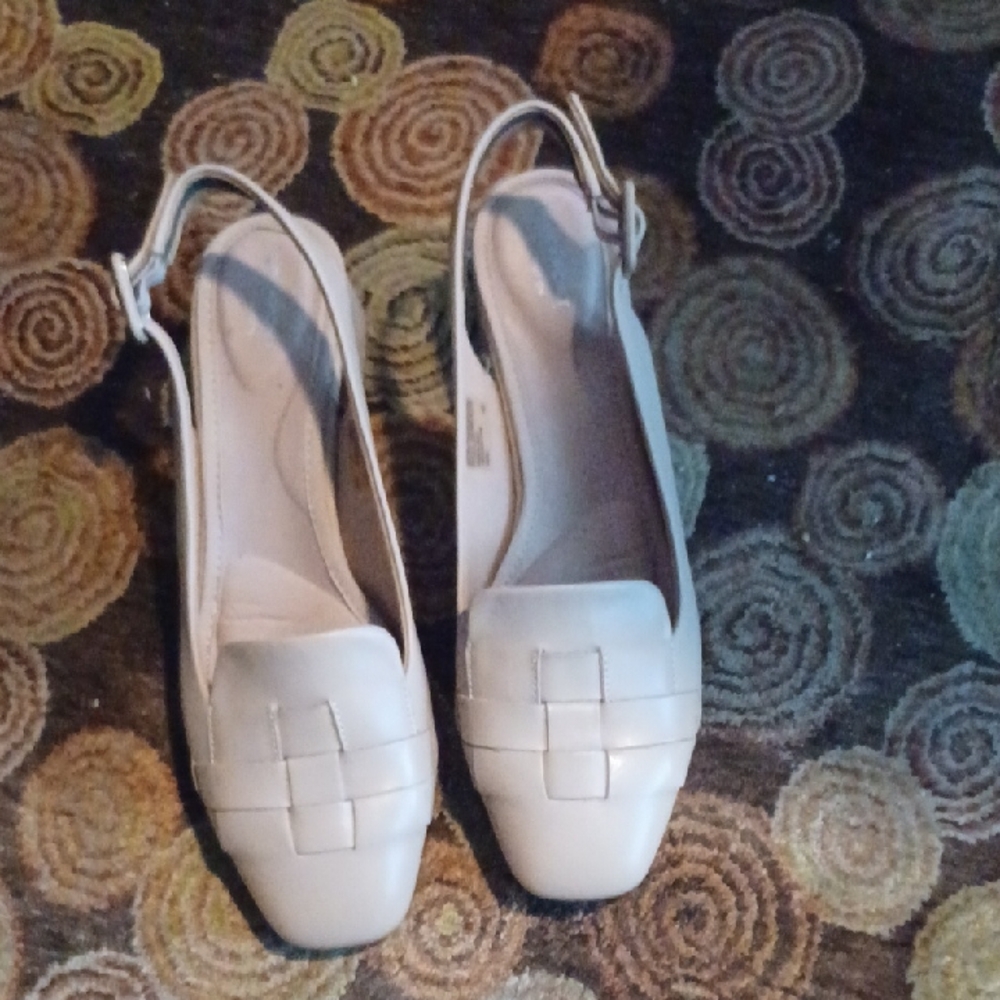 Rockport Women's Cream Slingback Loafers with Woven Toe